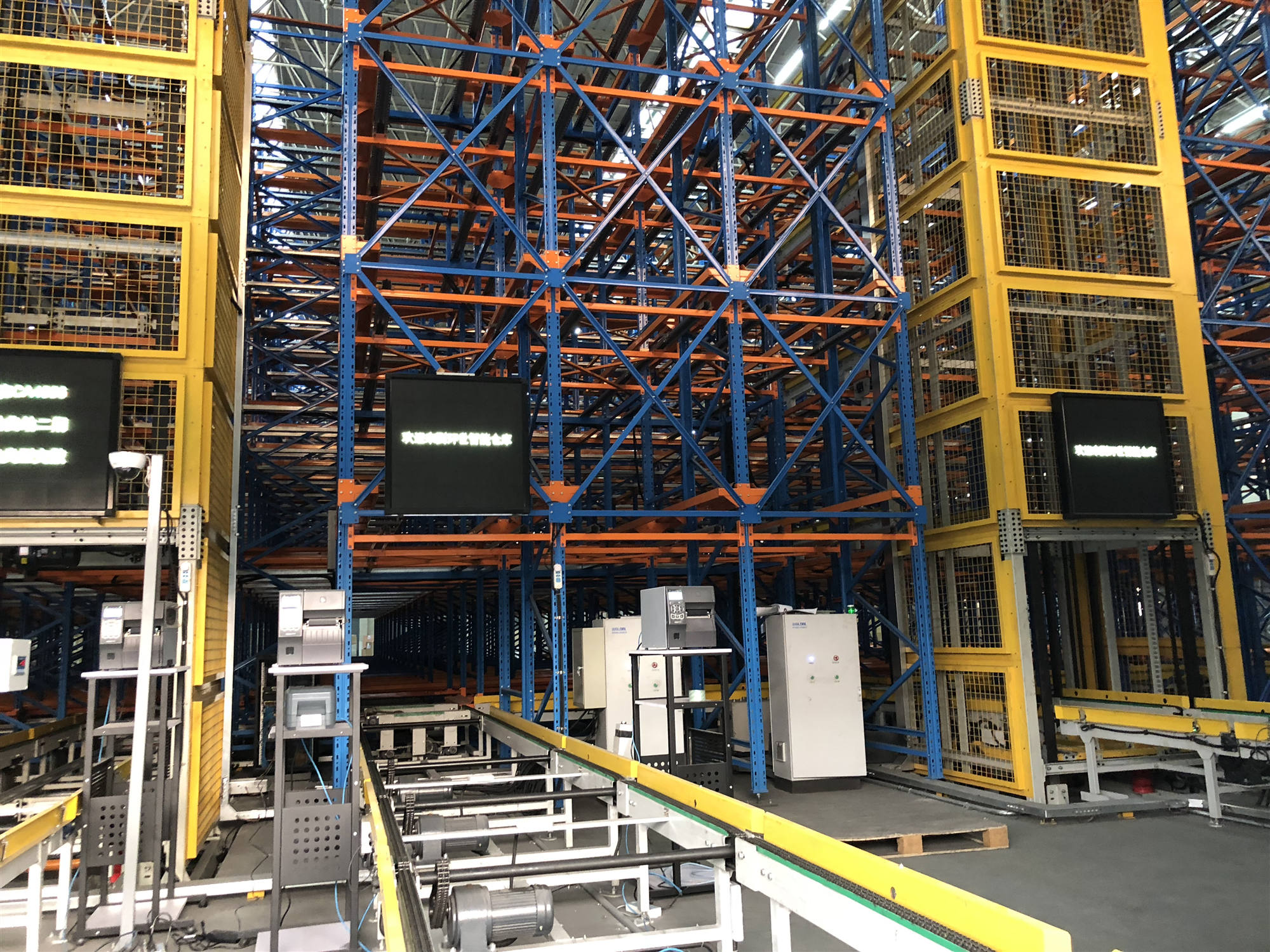 Four way shuttle_pallet shuttle ASRS_intelligent storage system_HUADE