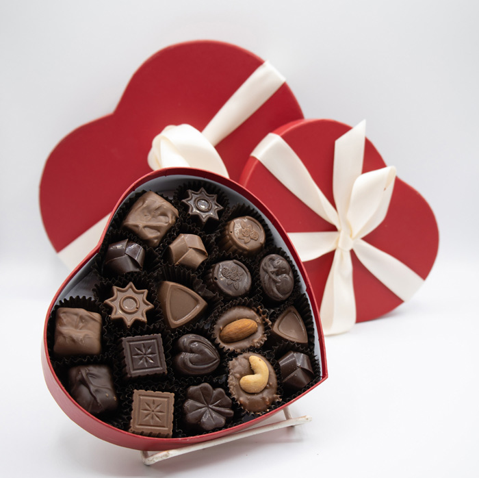 heart gift box.jpg