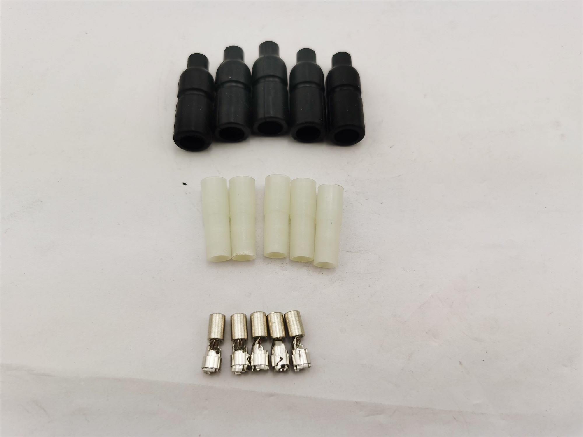 Military Packard Connector – Male 14 AWG – MS27144-1 NSN 5935-00-167-7775 – 10 Pack