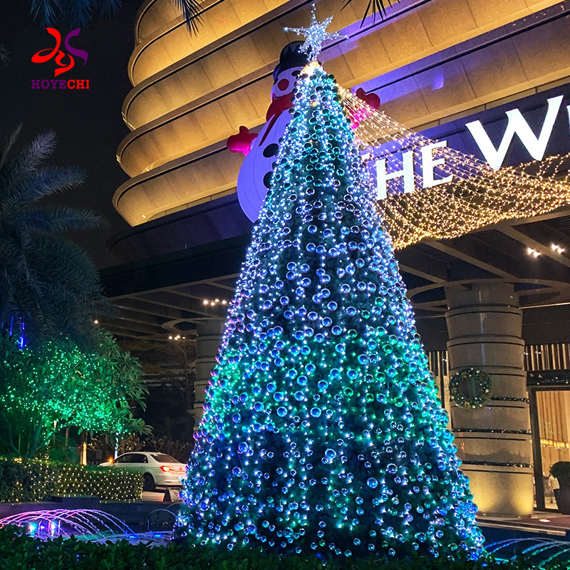 Commercial Outdoor Customized Ornaments Luxury Giant LED Christmas Tree
