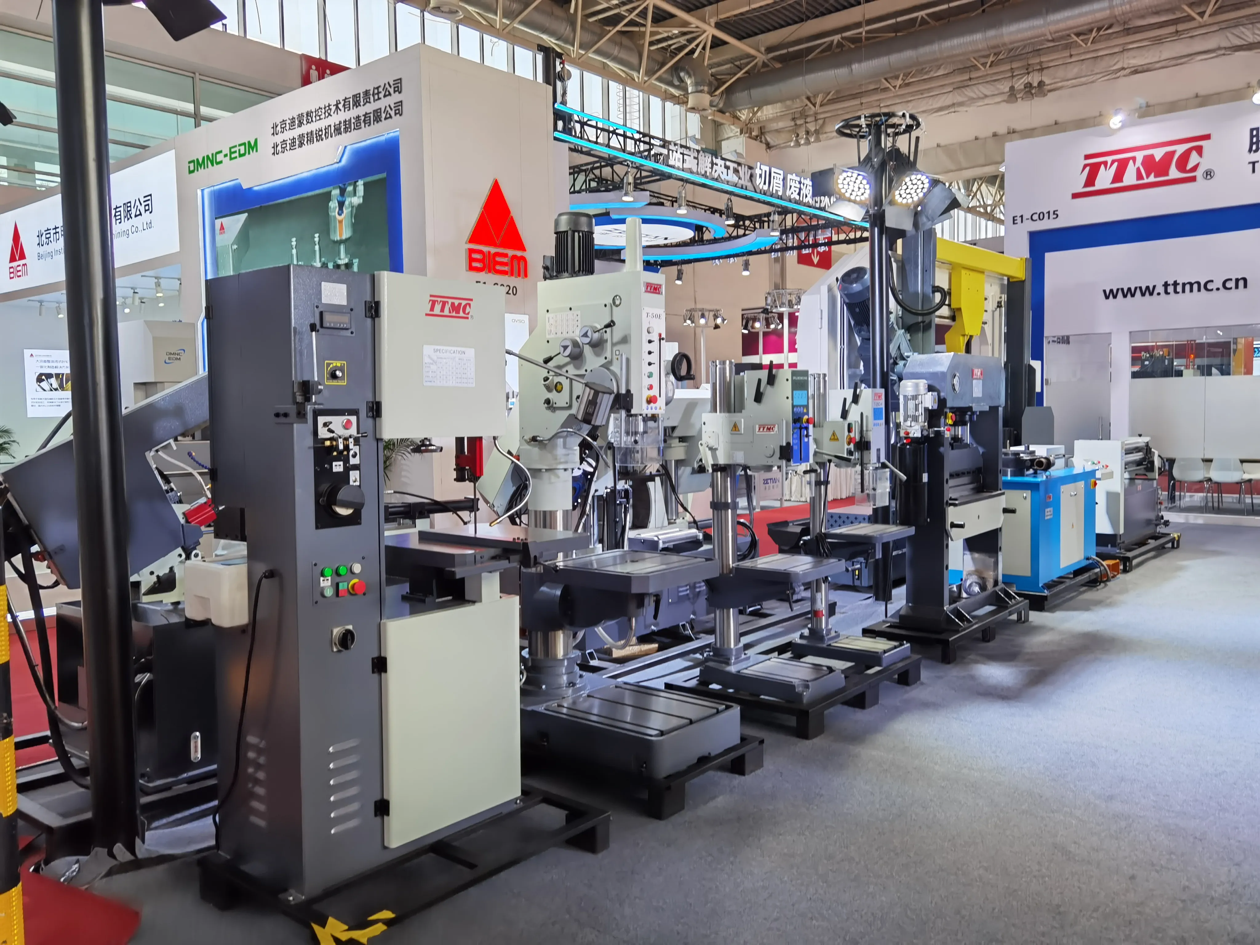 BS-150 Portable Bandsaw