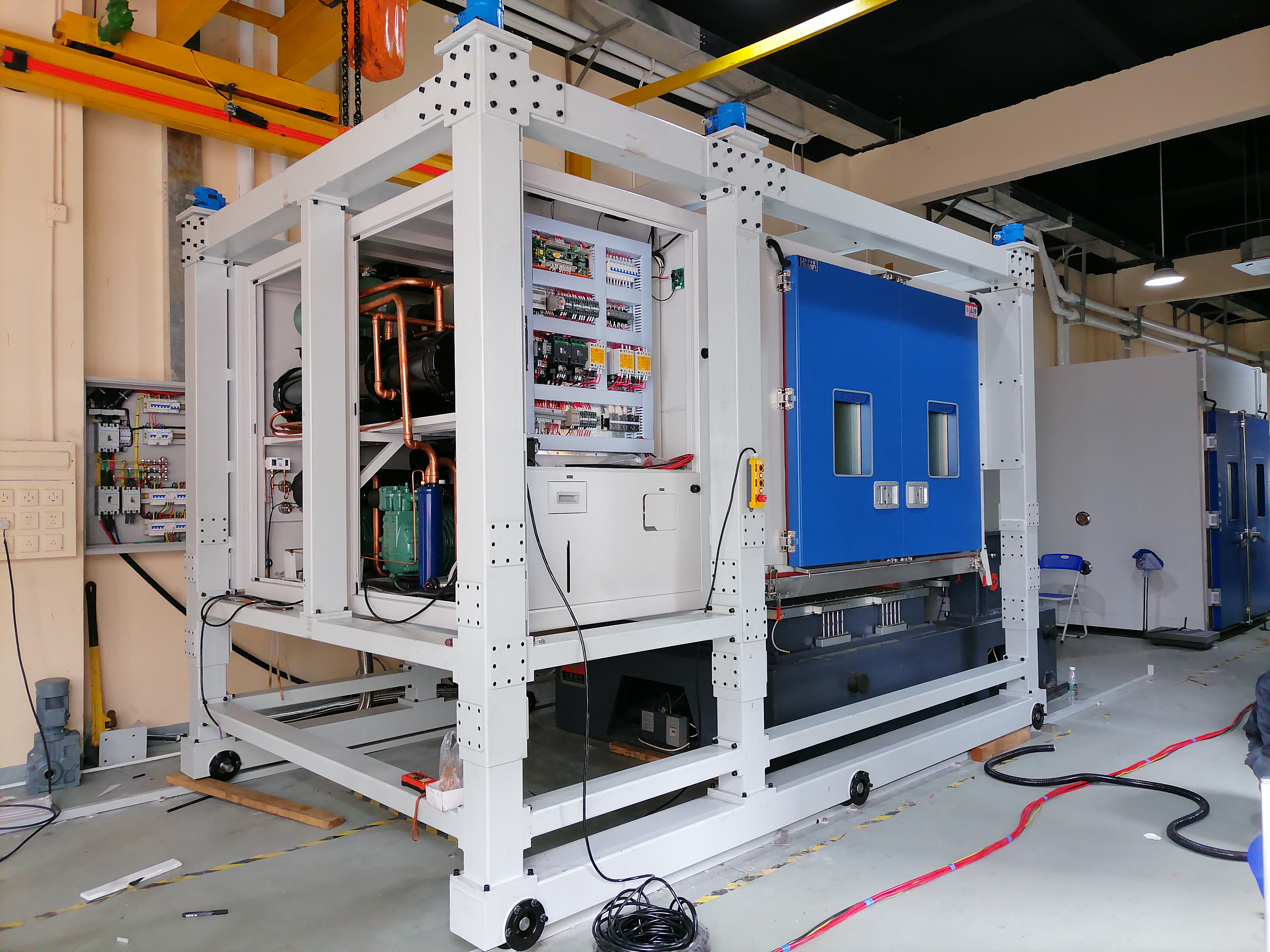 Three Integrated Test Chamber for Vibration, Temperature & Humidity ...