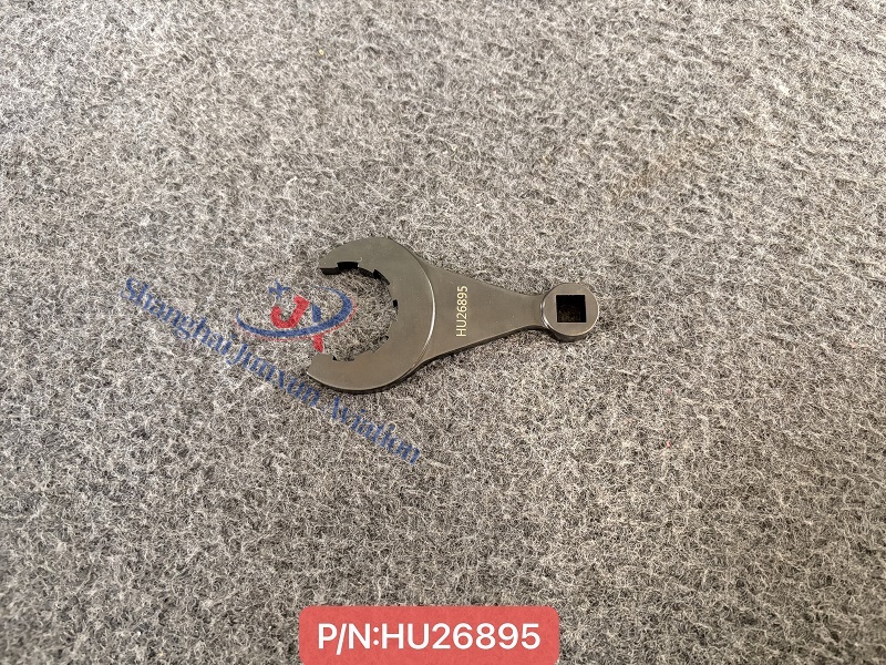 HU26895 (1) - versión de marca de agua.