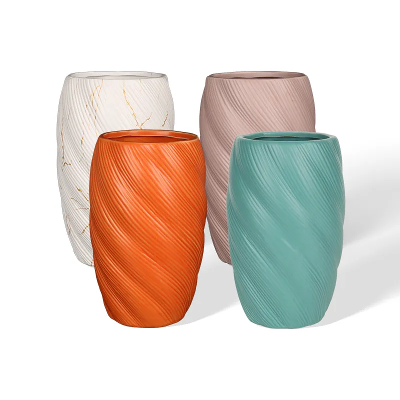vase 1.jpg
