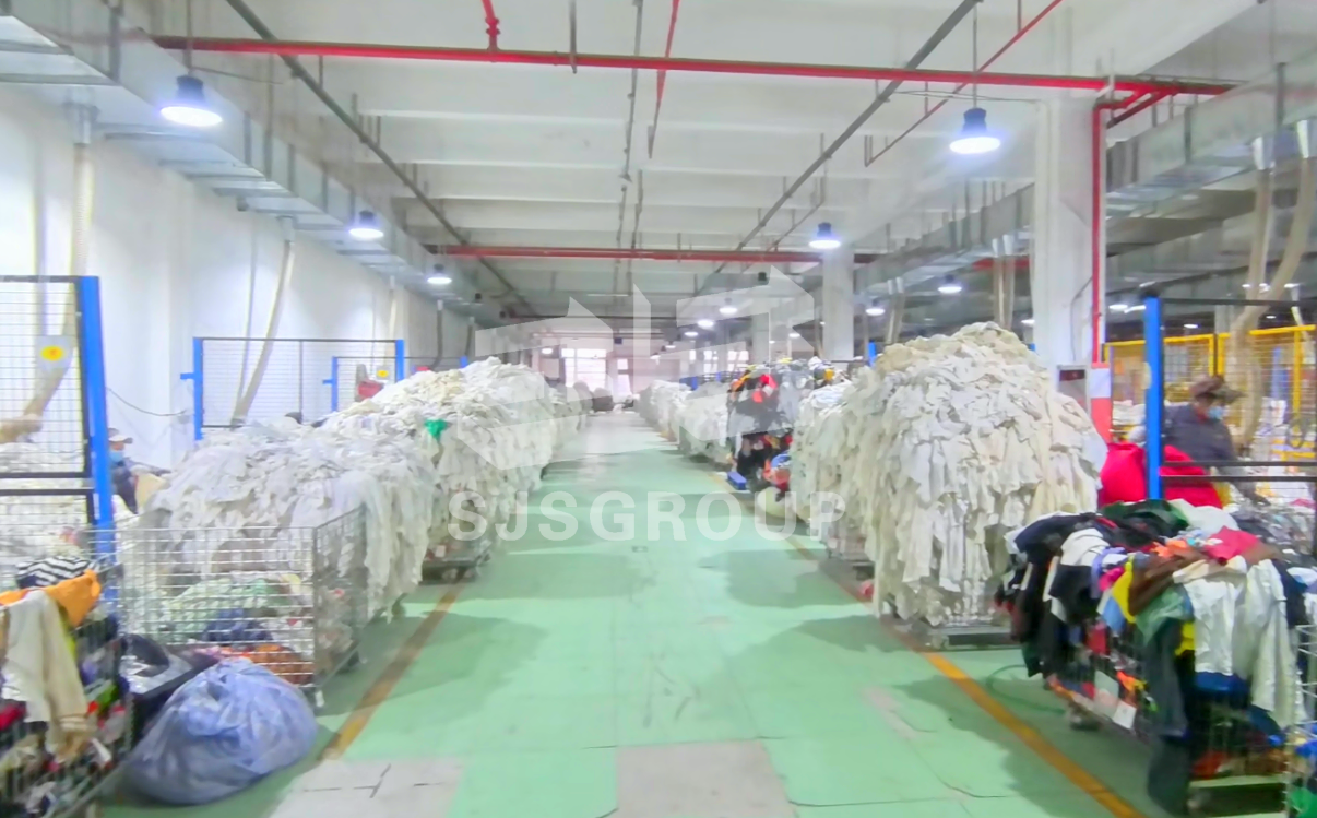 cotton rags cutting workshop.png