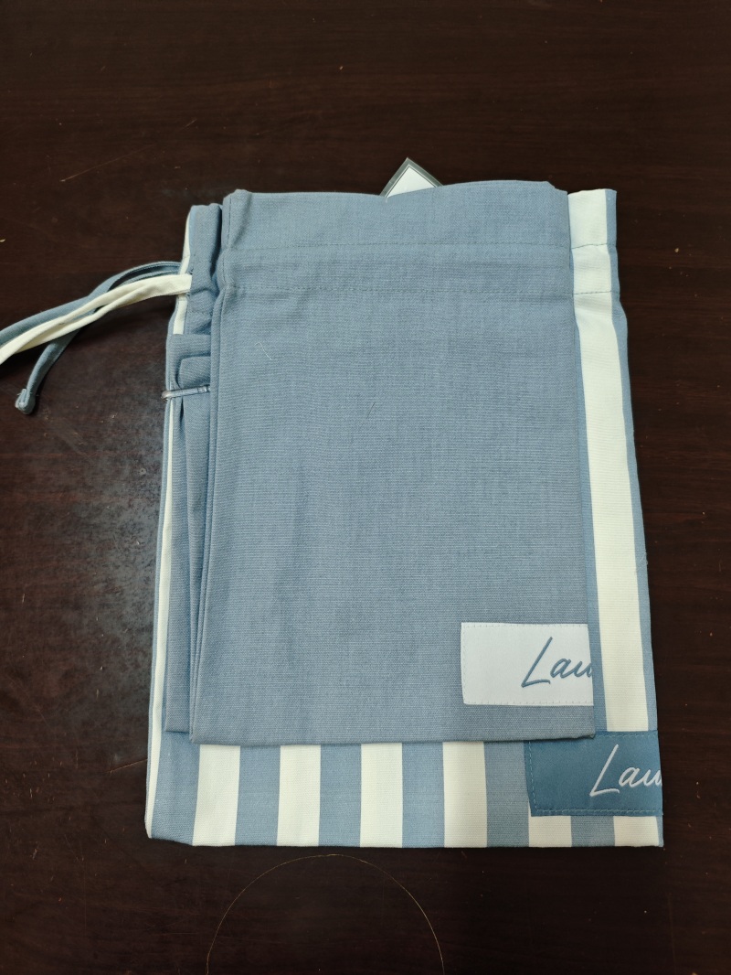 Country Laundry Travel Bags  1.jpg
