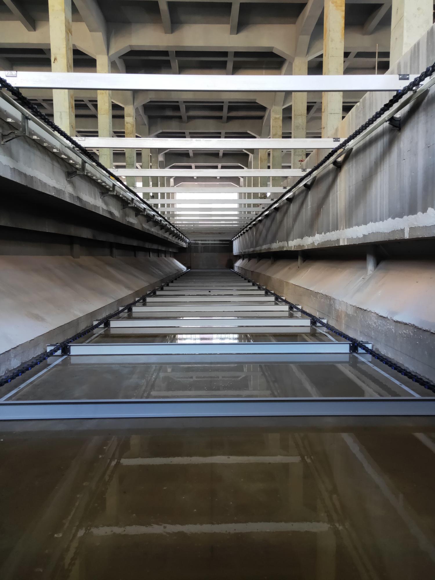 Non-Metallic Chain & Flight Sludge Collectors