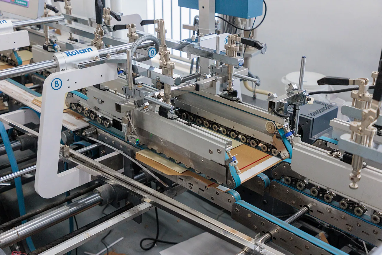 High-End Equipment in paper packaging factory