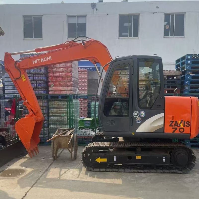 zaxis70.jpg