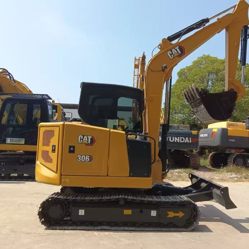 CAT306.jpg