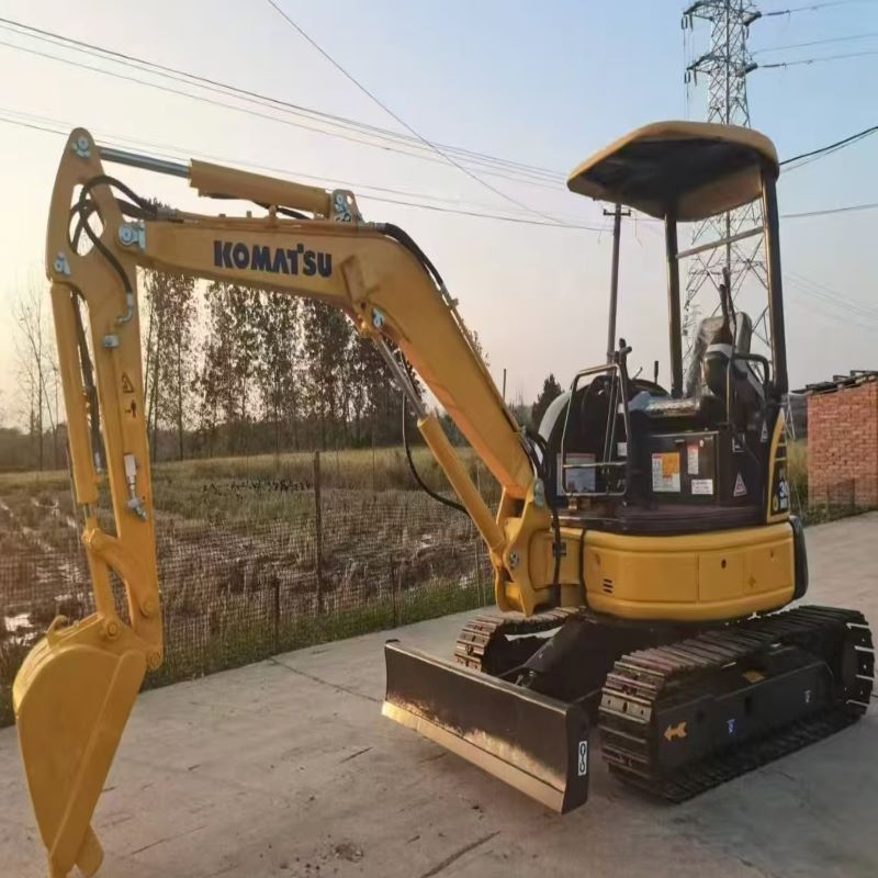 Komatsu PC30.jpg