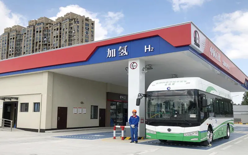 Sinopec-Jiashan-Shantong-Hydrogen-Refueling-Station-in-Jiaxing-Zhejiang.jpg