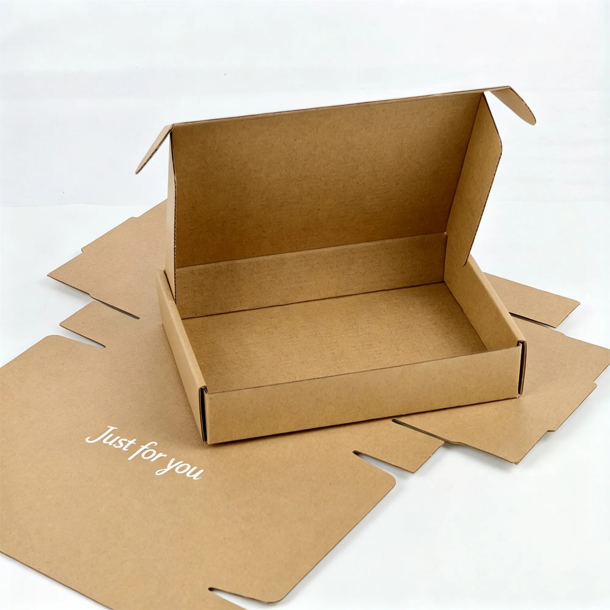 Kraft paper box (3).png