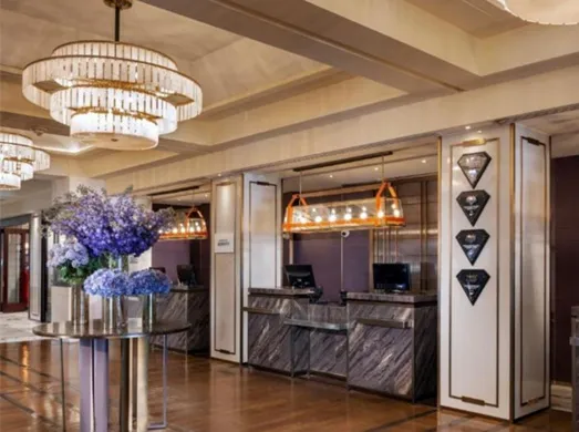 Lotus Mountain Villa Hotel