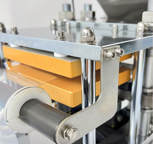 成型模具 Forming Mold.png