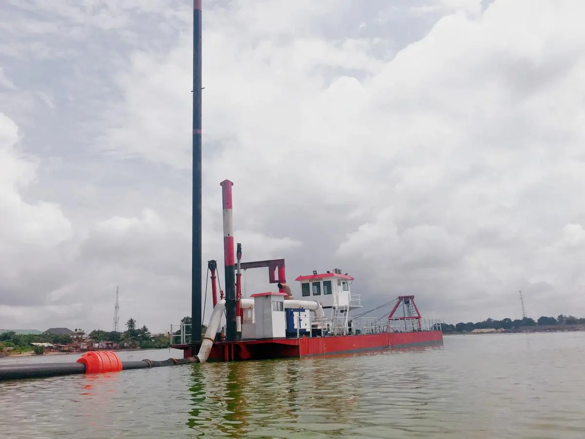 RYD550 Rive sand mining in Nigeria