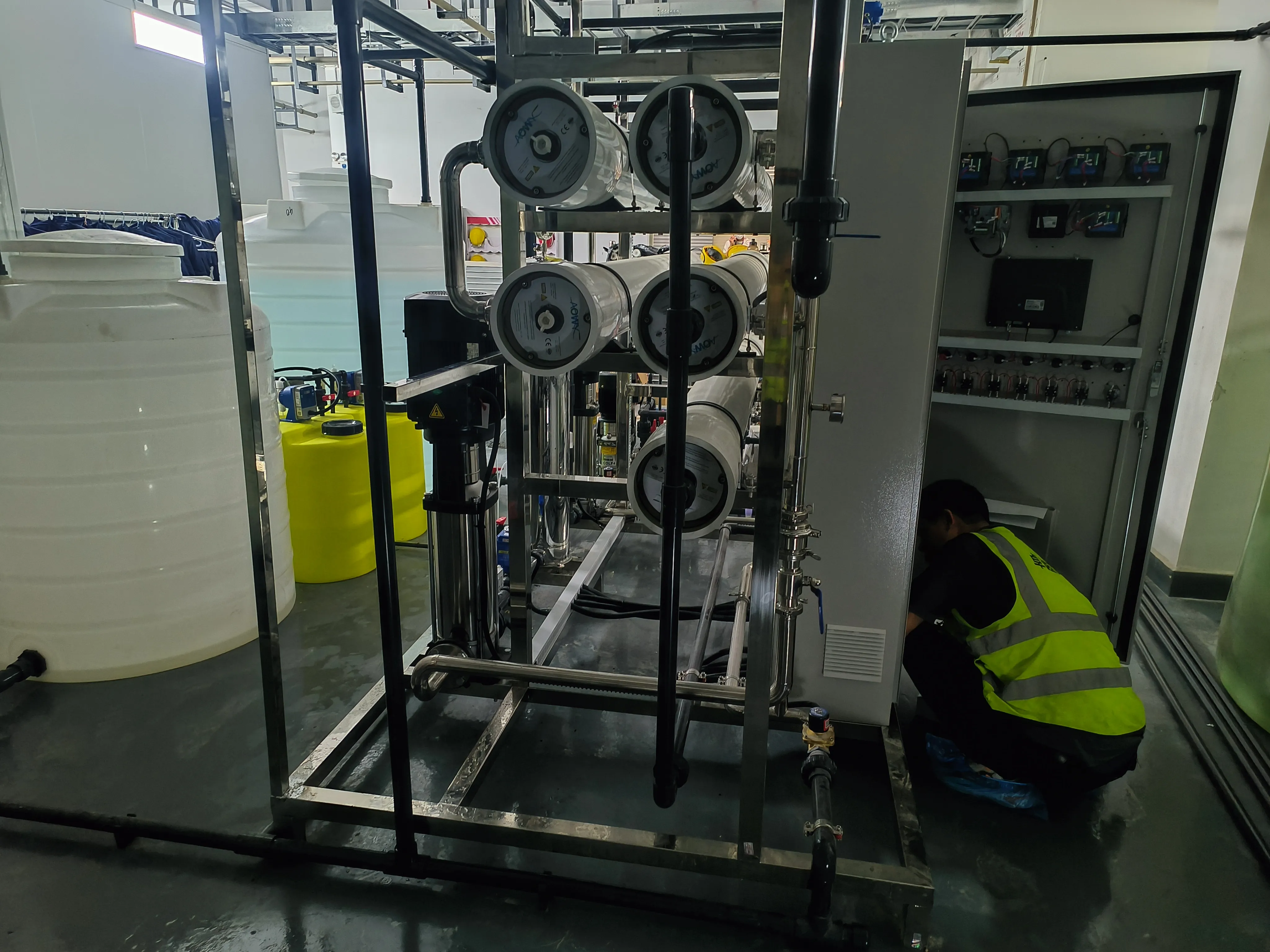 5T:H Automatic Borehole Water Treatment System4.jpg