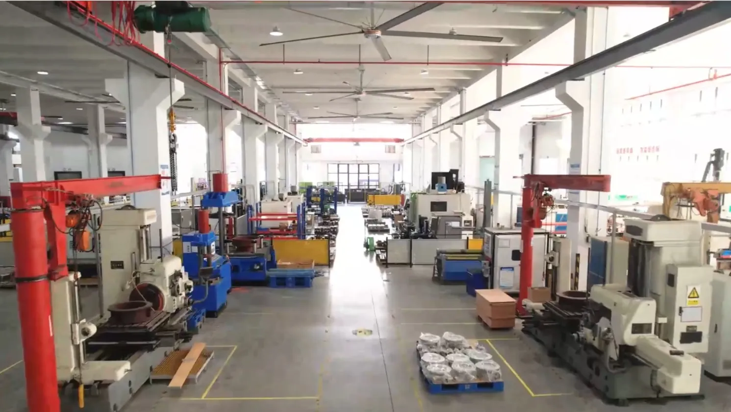 CNC Machining Center 2.jpg